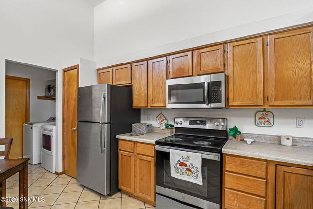 2031 Pinetrail Street, Las Cruces, NM 88012