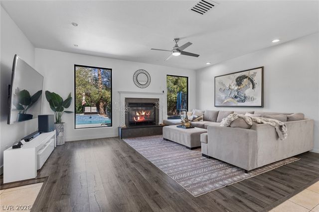 8116 Tower Bridge Avenue, Las Vegas, NV 89117