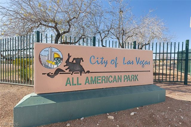 8116 Tower Bridge Avenue, Las Vegas, NV 89117