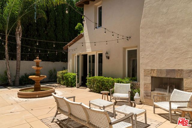 5315 Louise Avenue, Los Angeles, CA 91316