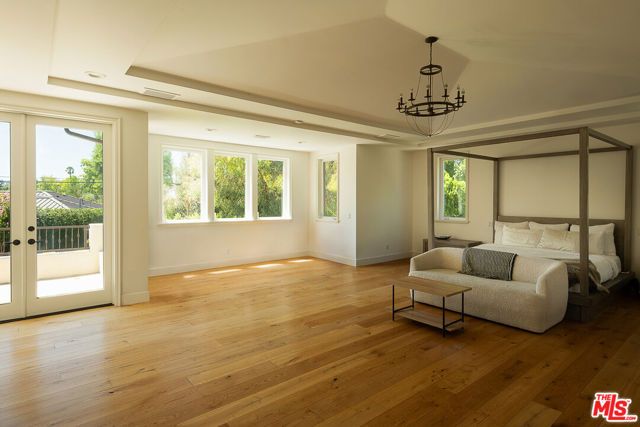 5315 Louise Avenue, Los Angeles, CA 91316