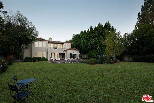5315 Louise Avenue, Los Angeles, CA 91316