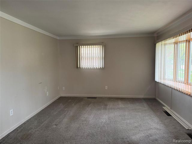 18530 Matthews Street, Riverview, MI 48193