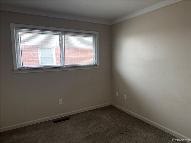 18530 Matthews Street, Riverview, MI 48193