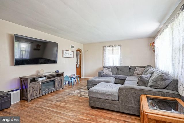 1022 ARLINE AVE, Glendora, NJ 08029