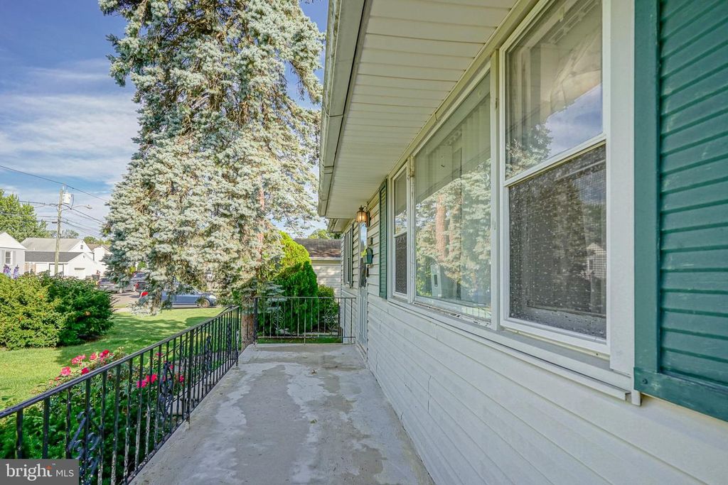 1022 ARLINE AVE, Glendora, NJ 08029 — photo 2