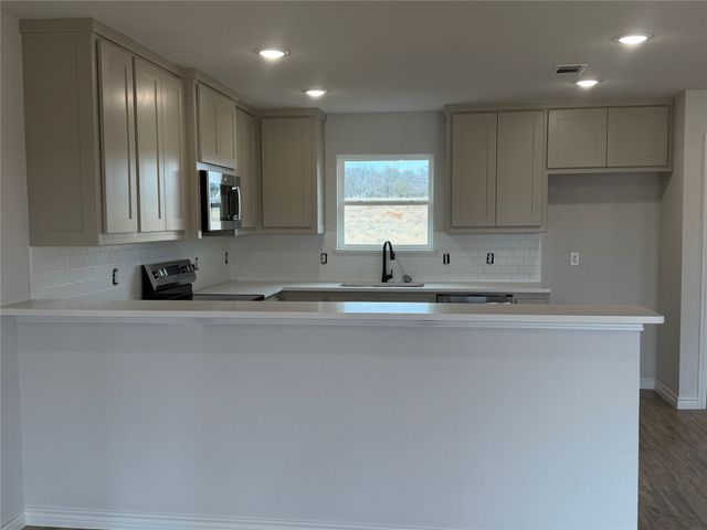 217 Altom Road, Springtown, TX 76082