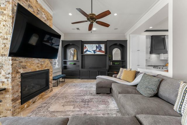 5215 Feagan Street A, Houston, TX 77007