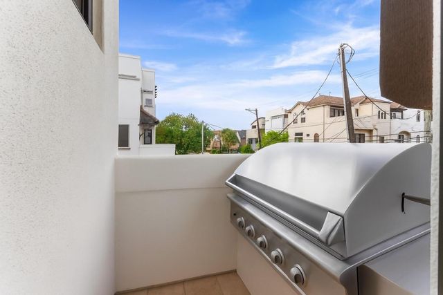 5215 Feagan Street A, Houston, TX 77007