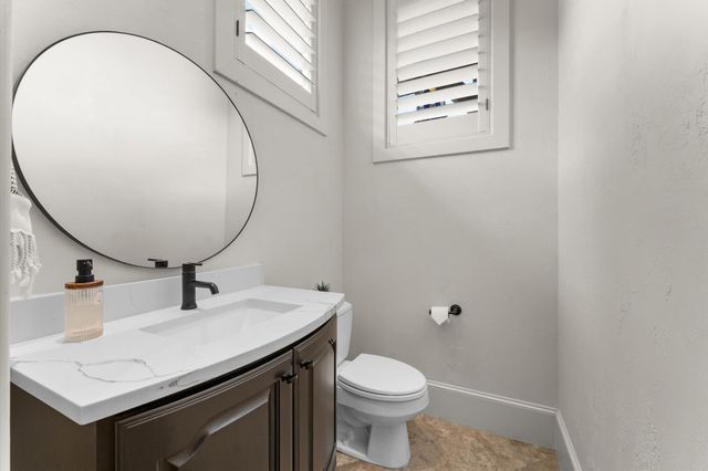 5215 Feagan Street A, Houston, TX 77007