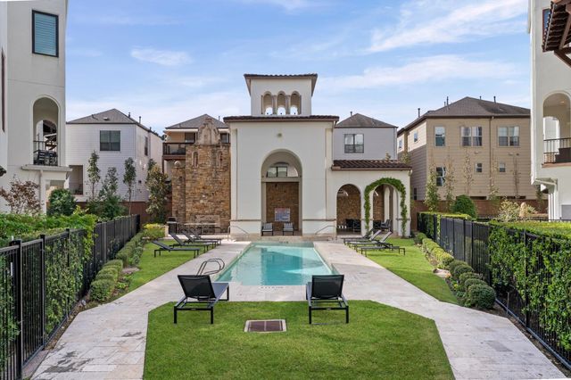 5215 Feagan Street A, Houston, TX 77007