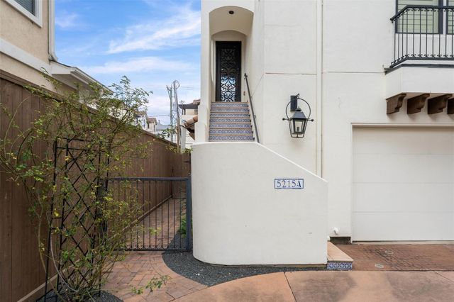 5215 Feagan Street A, Houston, TX 77007