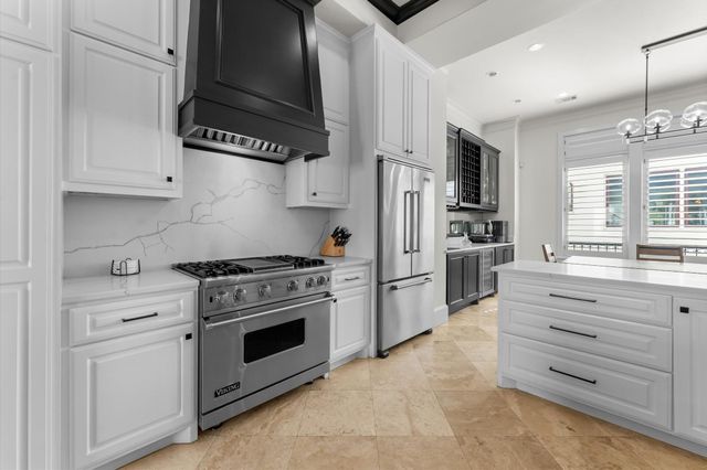 5215 Feagan Street A, Houston, TX 77007