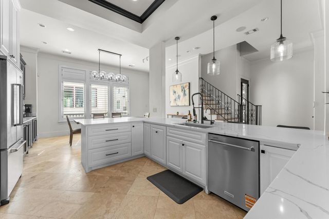 5215 Feagan Street A, Houston, TX 77007