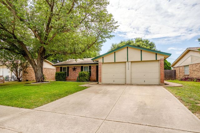 6528 High Meadow Court, Watauga, TX 76148