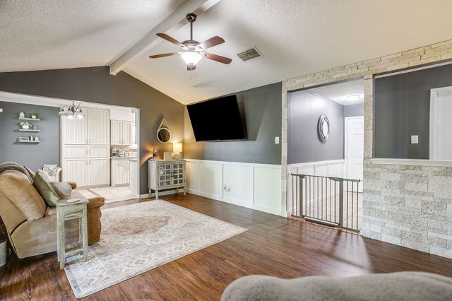 6528 High Meadow Court, Watauga, TX 76148