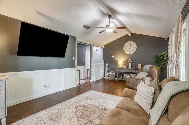 6528 High Meadow Court, Watauga, TX 76148