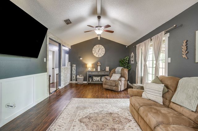 6528 High Meadow Court, Watauga, TX 76148