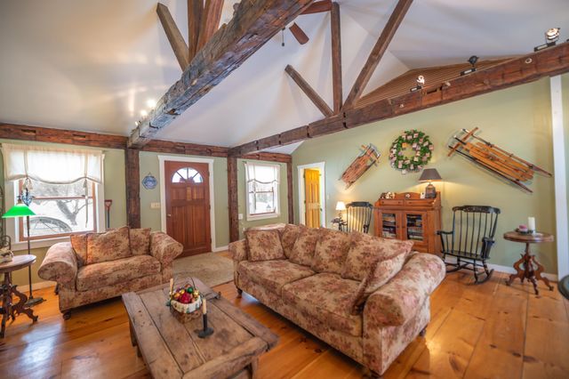 34 Main Street, Wardsboro, VT 05355