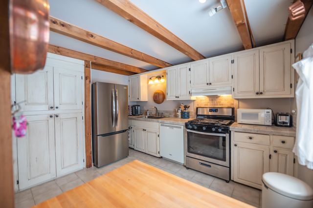 34 Main Street, Wardsboro, VT 05355