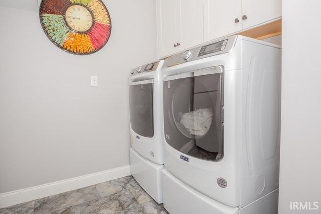 8218 Nolia Lane, Newburgh, IN 47630