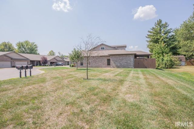 8218 Nolia Lane, Newburgh, IN 47630