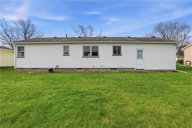 48 Landau Drive, Gates, NY 14606