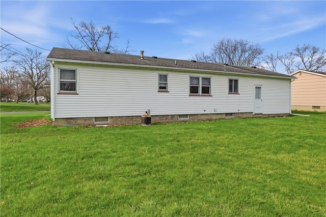 48 Landau Drive, Gates, NY 14606