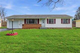 48 Landau Drive, Gates, NY 14606