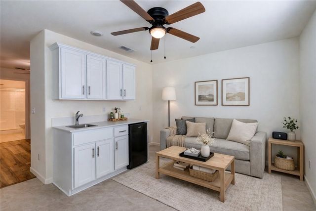 753 Heitz Way, Merced, CA 95348