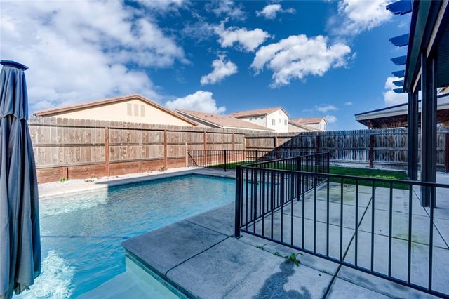 753 Heitz Way, Merced, CA 95348