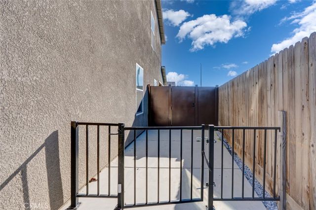 753 Heitz Way, Merced, CA 95348