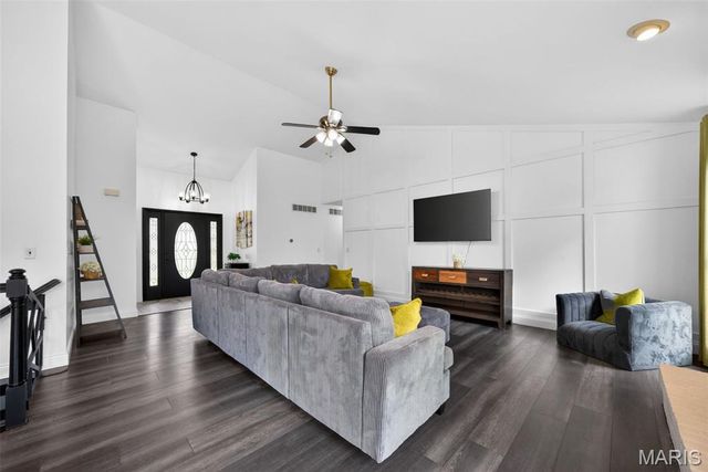 28034 Nature Drive, Wright City, MO 63390