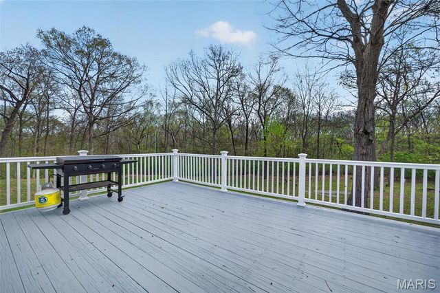 28034 Nature Drive, Wright City, MO 63390