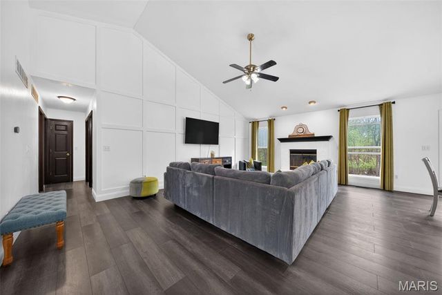 28034 Nature Drive, Wright City, MO 63390