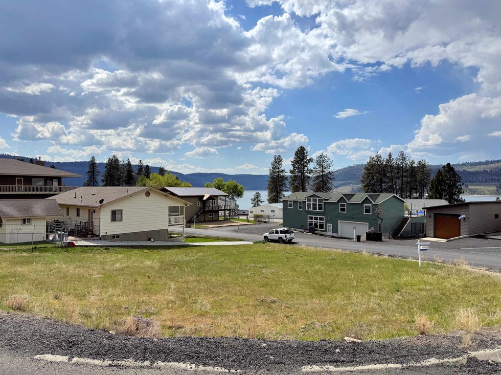 3317 Roosevelt Dr, Seven Bays, WA 99122 photo 6