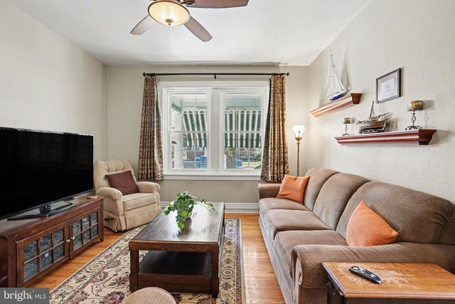 429 W SOUTH ST, Carlisle, PA 17013
