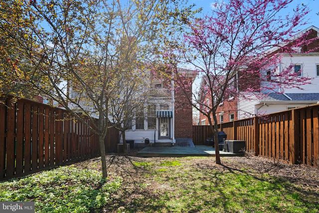 429 W SOUTH ST, Carlisle, PA 17013