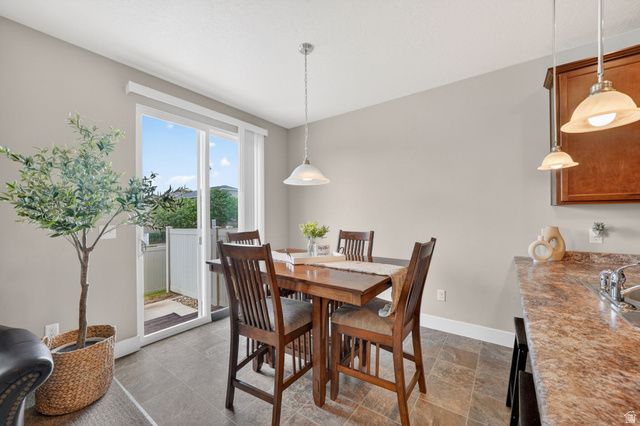 3731 N PRAIRIE GRASS DR, Lehi, UT 84048