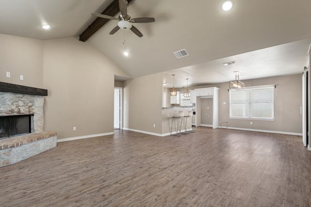 3804 E FM 1729, Lubbock, TX 79403