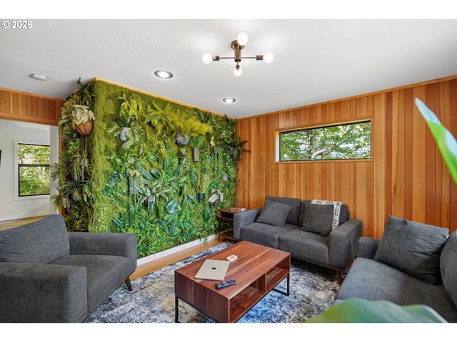 4807 Se REX Dr, Portland, OR 97206