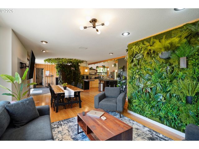 4807 Se REX Dr, Portland, OR 97206