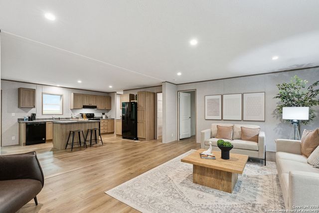 12180 FM 1117, Seguin, TX 78155