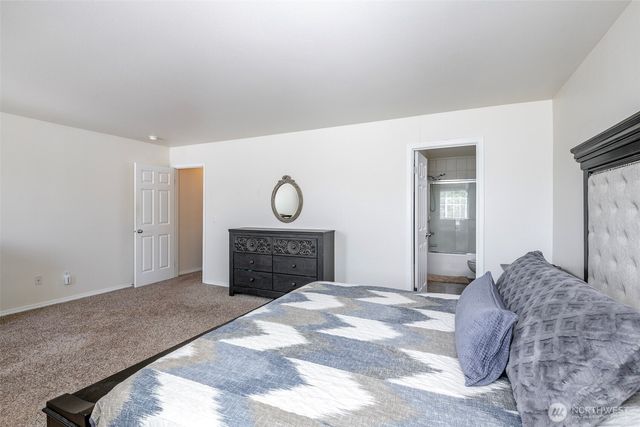 18219 111th Avenue Ct E, Puyallup, WA 98374