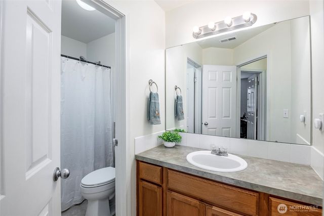 18219 111th Avenue Ct E, Puyallup, WA 98374
