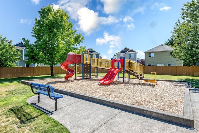 18219 111th Avenue Ct E, Puyallup, WA 98374