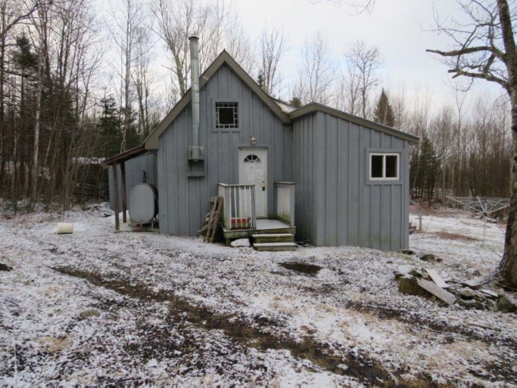 990 Oregon Road, Concord, VT 05906