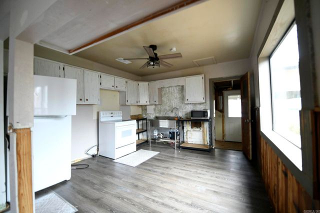 1105 7th St, Mena, AR 71953