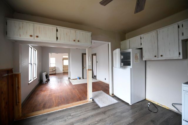 1105 7th St, Mena, AR 71953