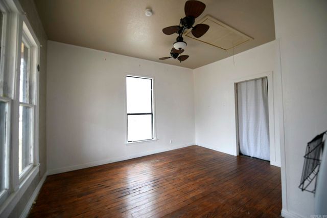 1105 7th St, Mena, AR 71953